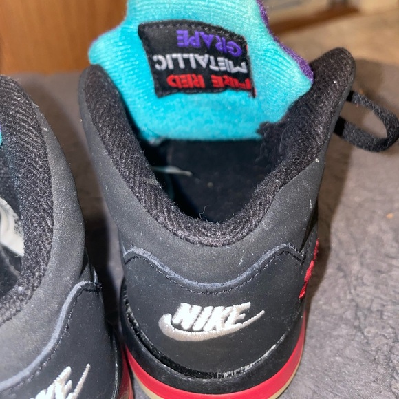 Child’s Nike Jordan air 5 Retro toddler size 7 - Picture 4 of 7